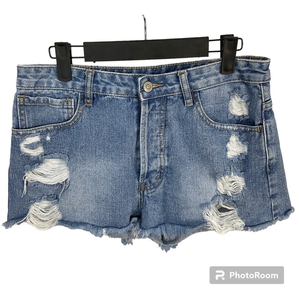 Sadie & Sage Classic Denim Shorts Womens L Blue EUC Distressed Raw Hem Y2K Style